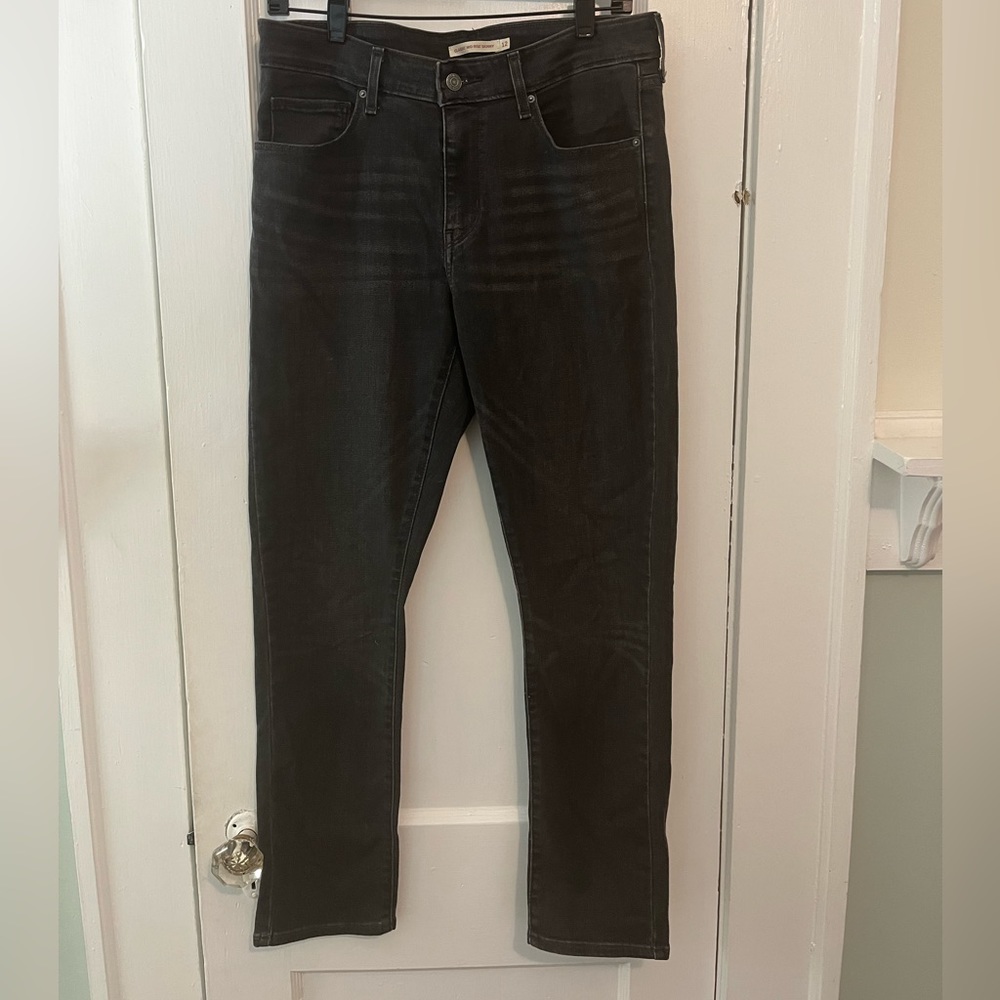 Levi’s Classic Mid-rise Jeans  Size 12